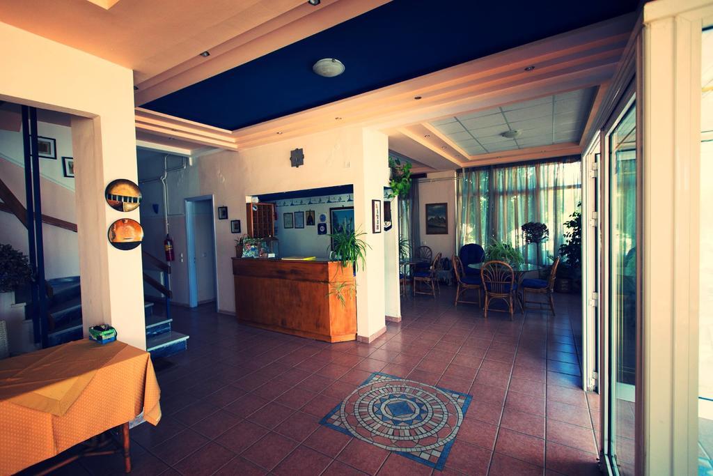Hotel Akti Livanátai Exterior foto
